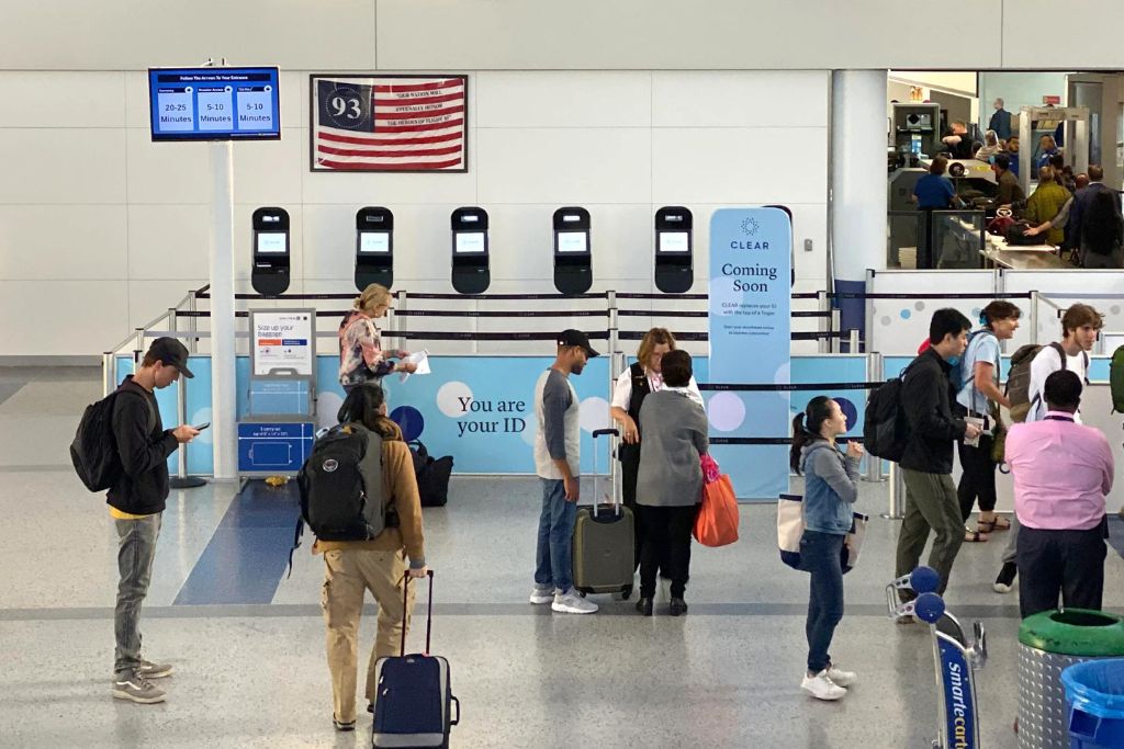 Clear Lanes Facilities for Phoenix TSA Wait Times 