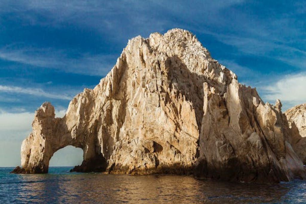 Is it Safe to Travel to Cabo San Lucas Now