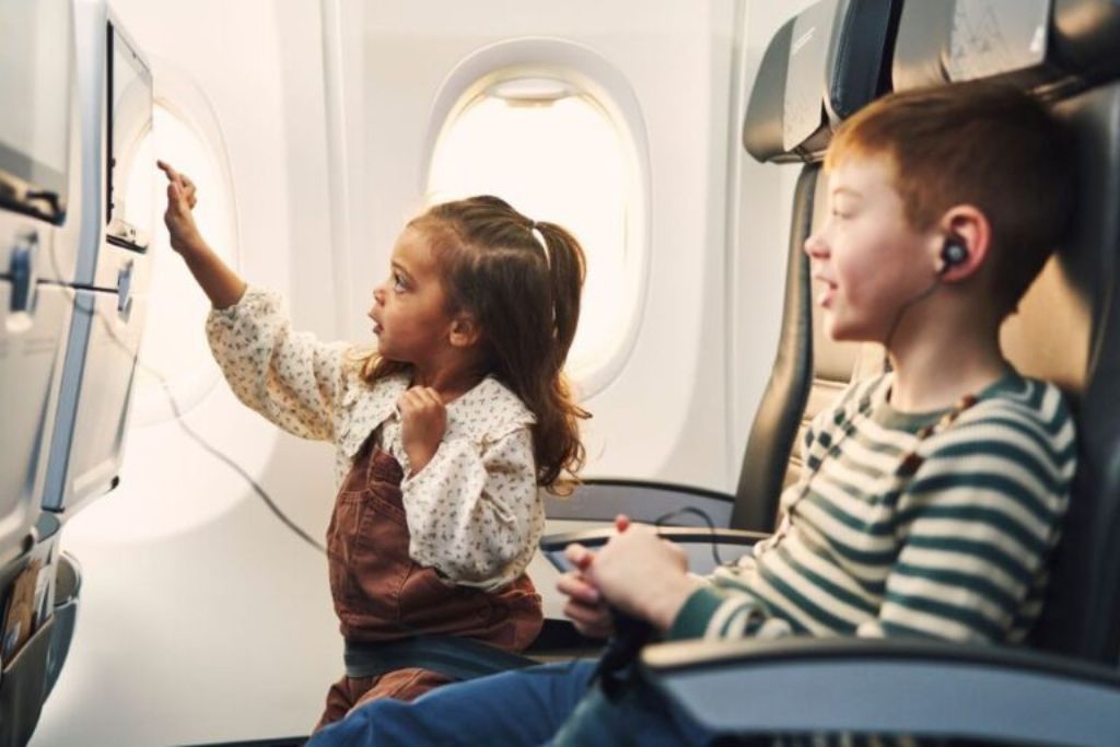 Do Minors Need ID to Fly on Delta