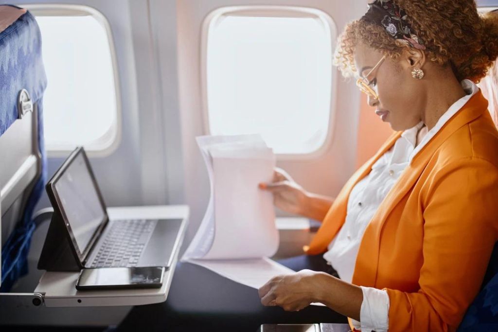 Does Spirit Airlines have Wi-Fi Connectivity